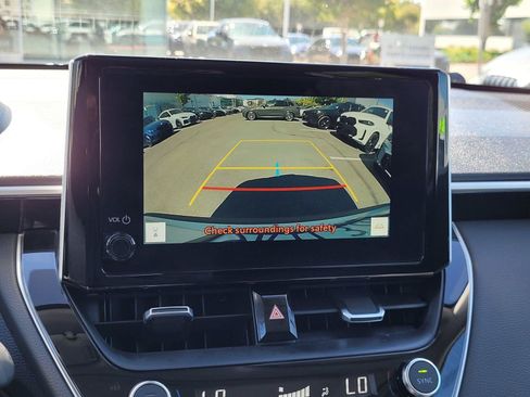 Used 2024 Toyota Corolla Cross XLE w/ Convenience Package FWD image 14