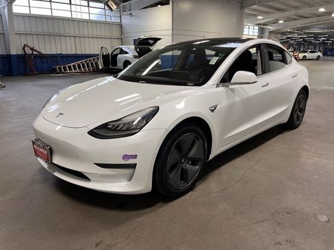 Used 2019 Tesla Model 3 Standard Range Plus image 7