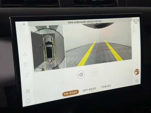 Used 2023 Land Rover Defender 130 X-Dynamic SE image 35