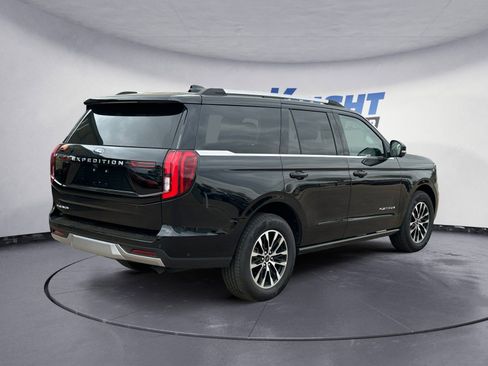 Certified 2025 Ford Expedition Platinum image 5