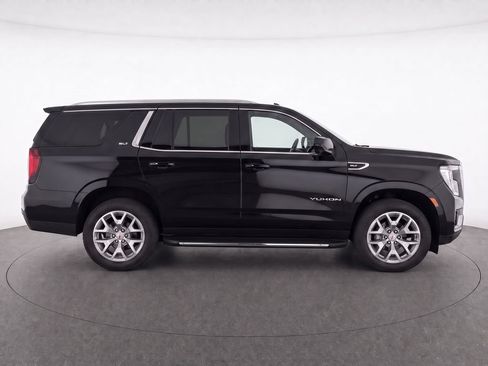 Used 2019 GMC Yukon SLT w/ Open Road Package AWD/4WD image 8