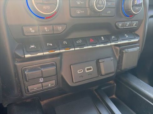 Used 2019 Chevrolet Silverado 1500 LTZ w/ LTZ Premium Package image 21