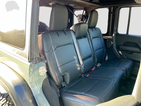 New 2026 Jeep Wrangler Unlimited Rubicon w/ Xtreme 35 Tire Package AWD/4WD image 25