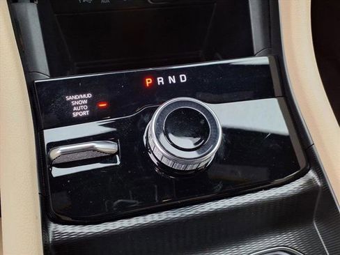 Used 2024 Jeep Grand Cherokee Limited image 20