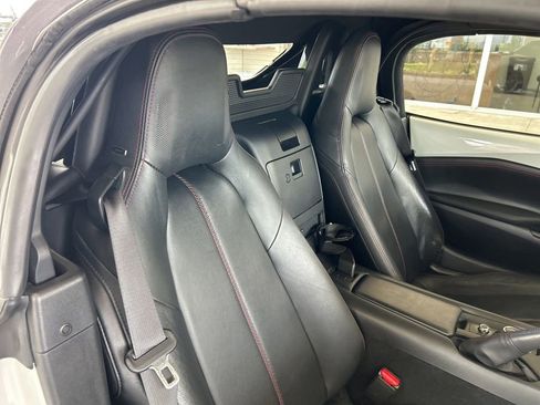 Used 2016 MAZDA MX-5 Miata Grand Touring RWD image 25