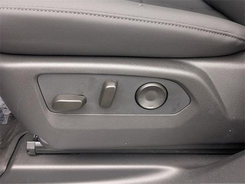 New 2026 GMC Hummer EV SUV image 22