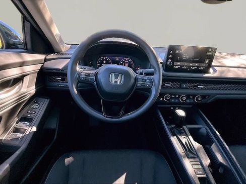 Used 2026 Honda Accord SE image 9