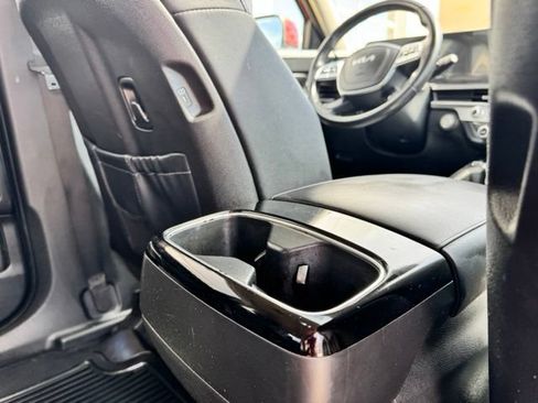 Used 2023 Kia Telluride S w/ S Sunroof Package FWD image 29