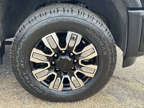 Certified 2024 GMC Sierra 2500 Denali w/ Denali Reserve Package image 5