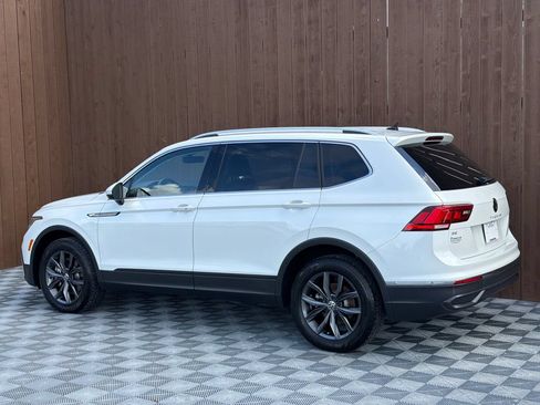 Used 2023 Volkswagen Tiguan SE FWD image 14