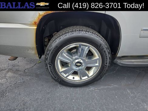 Used 2010 Chevrolet Tahoe LTZ AWD/4WD image 36