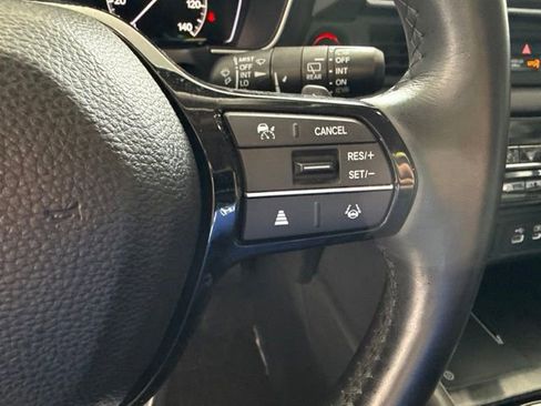 Certified 2023 Honda Pilot Touring image 13