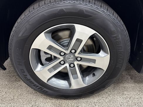 Used 2023 Honda Pilot EX-L image 2