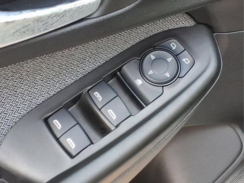 Used 2023 Chevrolet TrailBlazer LT w/ Driver Confidence Package FWD image 16