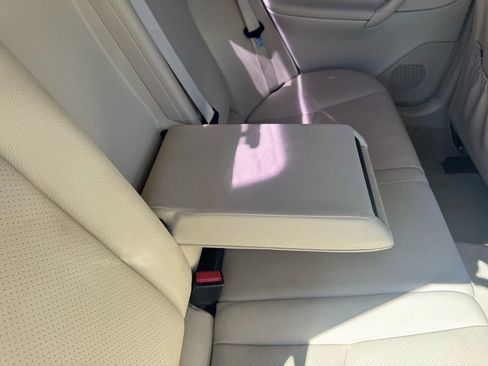 Used 2007 Mercedes-Benz C 280 Sedan image 19