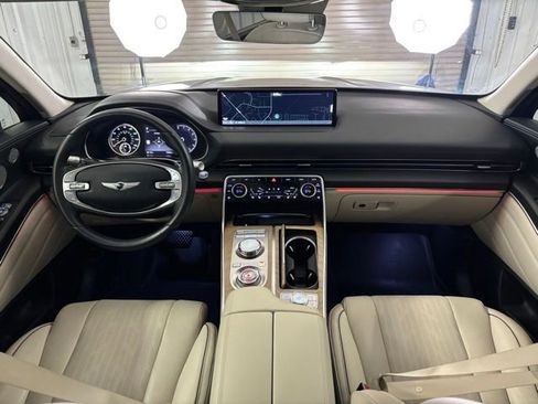 Used 2024 Genesis GV80 3.5T w/ Advanced Package image 17