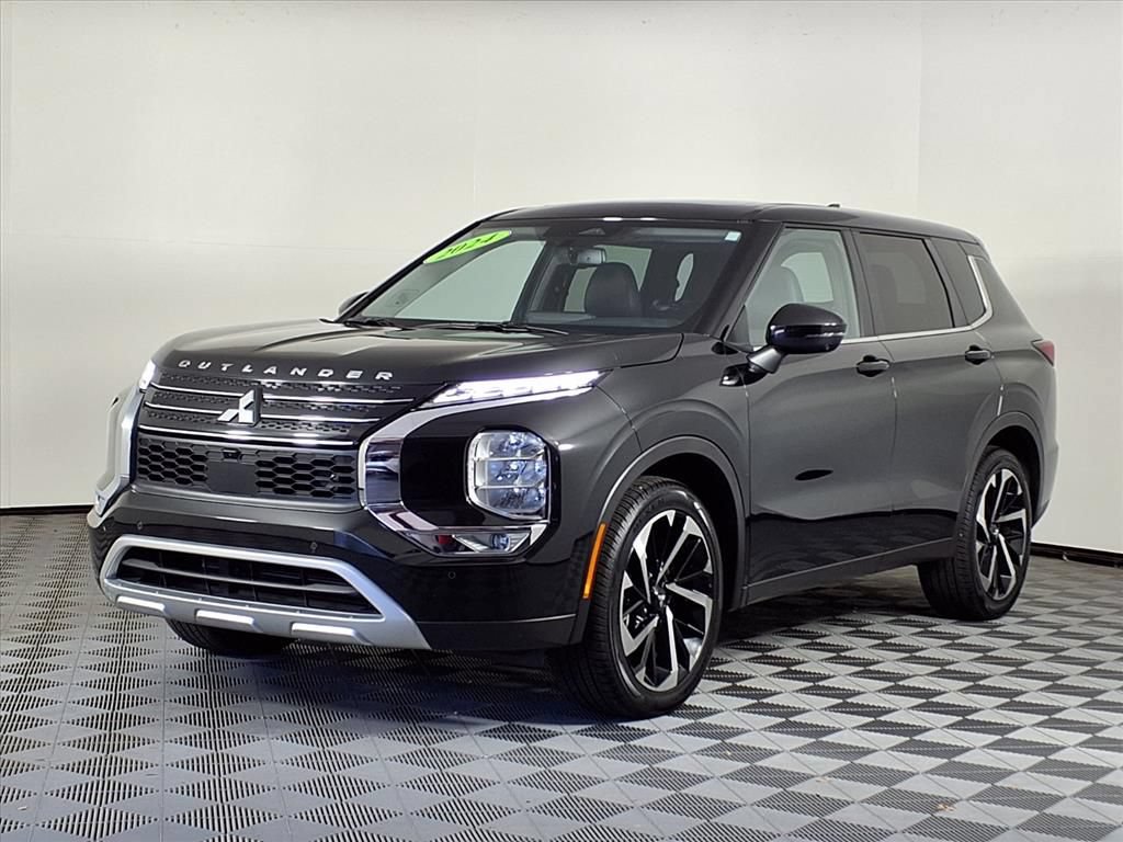 Used 2024 Mitsubishi Outlander SE FWD image 3
