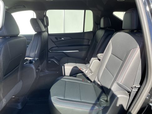 New 2026 Chevrolet Traverse Z71 w/ Enhanced Driving Package image 32