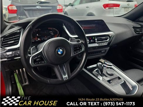 Used 2020 BMW Z4 sDrive30i w/ M Sport Package RWD image 6