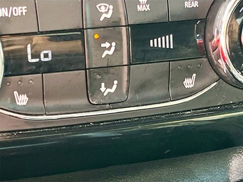 Used 2024 Chevrolet TrailBlazer ACTIV w/ Convenience Package image 20