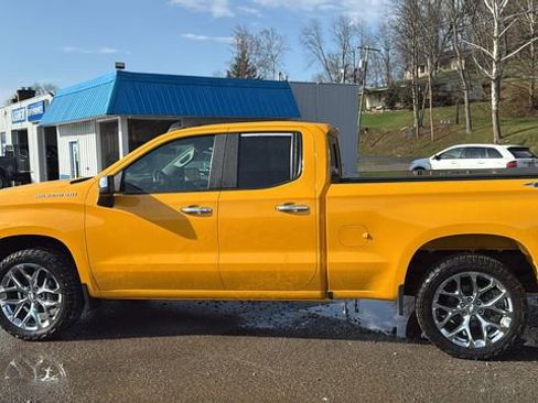 Used 2021 Chevrolet Silverado 1500 LT w/ Convenience Package II image 9