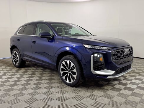 New 2026 Audi Q3 quattro 2.0T AWD/4WD image 13