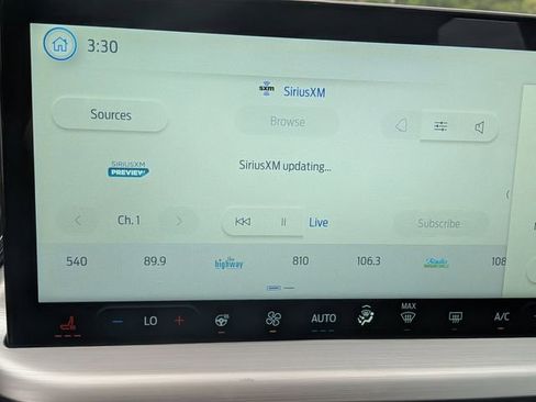 Used 2025 Ford Escape SE w/ PHEV Premium Package FWD image 23