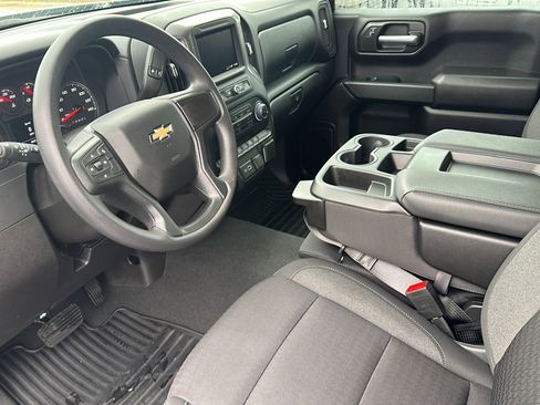 Certified 2024 Chevrolet Silverado 1500 Custom w/ Turbomax Blackout Package image 12