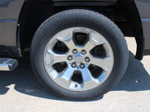 Used 2022 RAM 1500 Big Horn AWD/4WD image 11