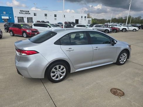 Used 2026 Toyota Corolla LE FWD image 13