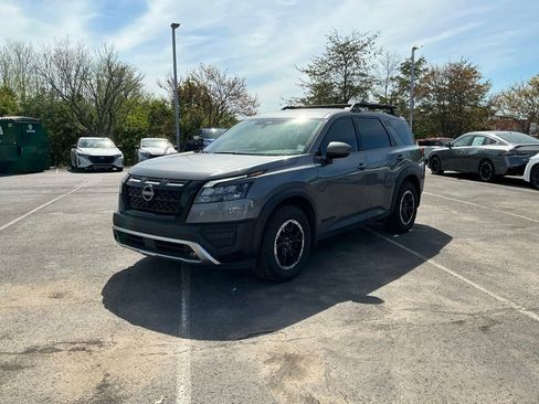 Used 2024 Nissan Pathfinder Rock Creek image 3