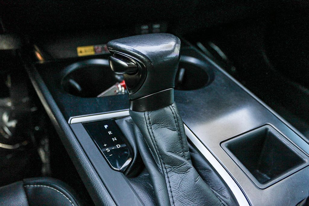 Used 2023 Lexus UX 250h FWD w/ Accessory Package (Z2) image 20