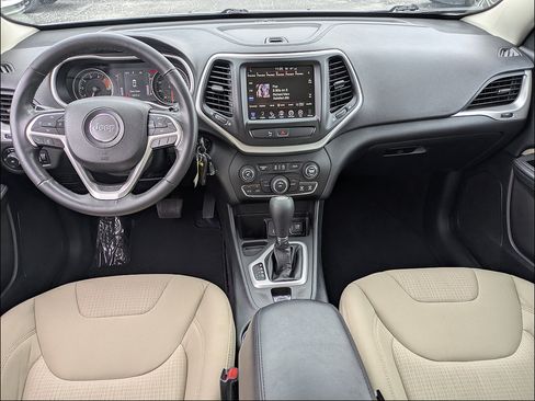 Used 2016 Jeep Cherokee Latitude w/ Safety/Convenience Group FWD image 15