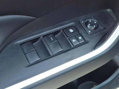 Used 2024 Toyota RAV4 LE FWD image 8