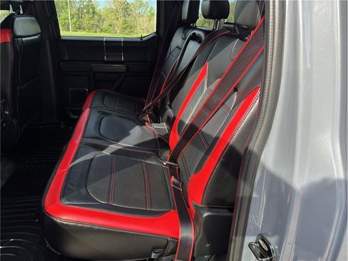 Used 2019 Ford F150 Lariat w/ Equipment Group 502A Luxury image 11