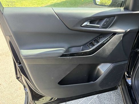 New 2026 Chevrolet Equinox LT w/ Safety and Technology Package FWD image 22