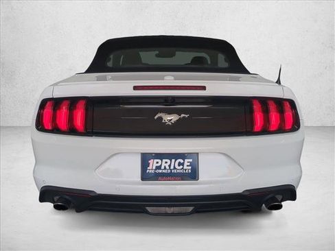 Used 2022 Ford Mustang Premium RWD image 7