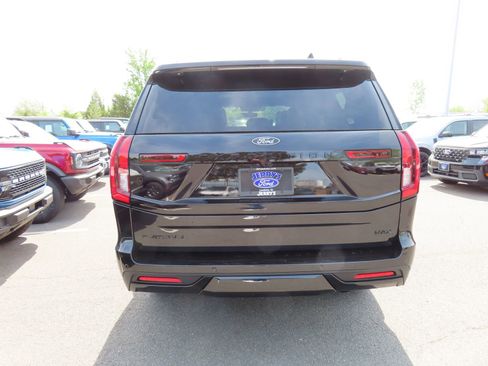 New 2026 Ford Expedition Max Platinum image 5