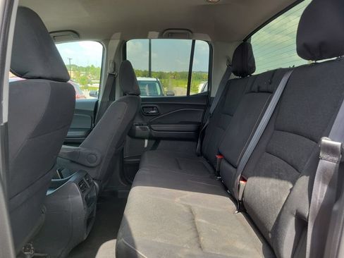 Used 2023 Honda Ridgeline Sport image 7
