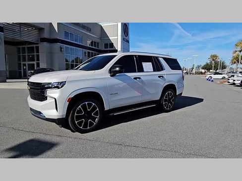 Used 2023 Chevrolet Tahoe LT w/ Luxury Package image 17