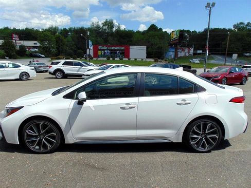 Used 2022 Toyota Corolla SE image 8