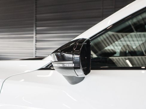 Used 2023 Audi e-tron GT Premium Plus image 26