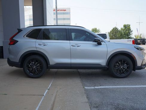 Used 2025 Honda CR-V Sport-L image 9