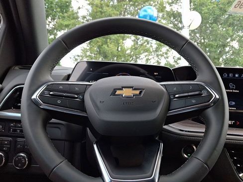 New 2026 Chevrolet Suburban LS AWD/4WD image 12