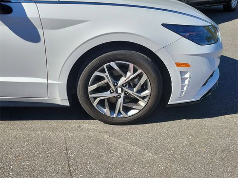Certified 2023 Hyundai Sonata SEL w/ Convenience Package image 16