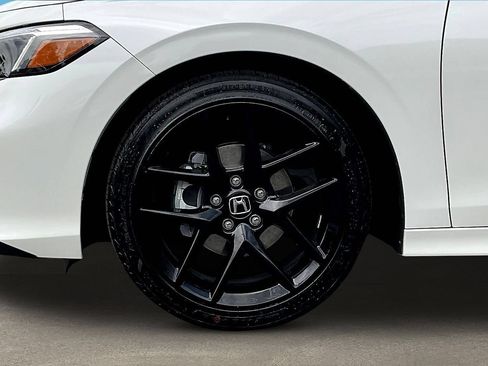 Used 2026 Honda Civic Sport image 32