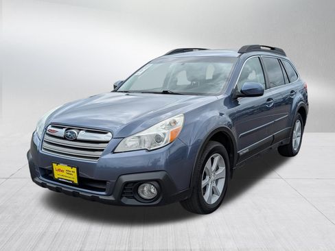 Used 2014 Subaru Outback 2.5i Premium w/ Moonroof Package AWD/4WD image 3