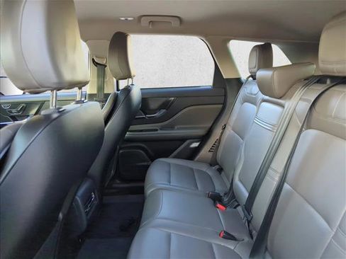 Used 2023 Lincoln Corsair FWD image 17