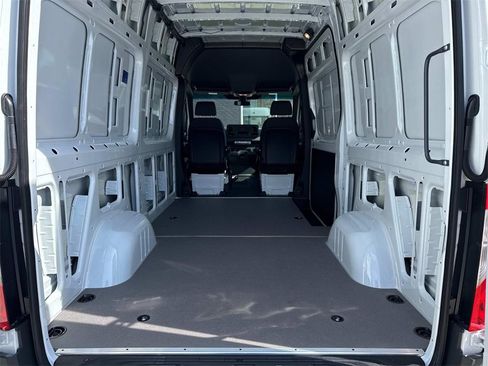 New 2025 Mercedes-Benz Sprinter 2500 image 14