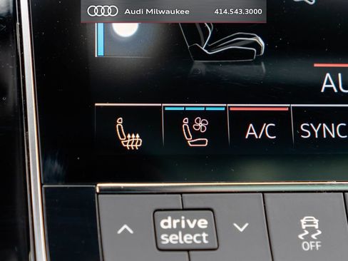 Used 2023 Audi Q7 2.0T Premium Plus w/ Premium Plus Package AWD/4WD image 26